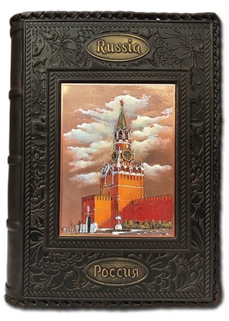 Ежедневник А5 с гравюрой «Спасская башня Кремля»