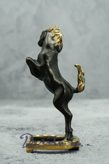 Скульптура из бронзы «Лошадь»